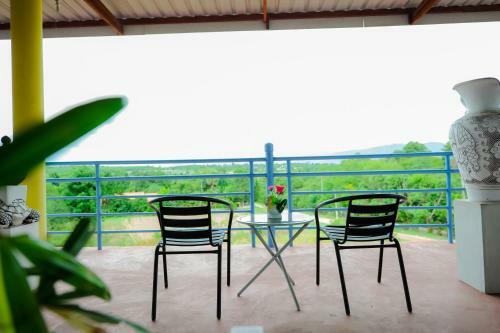 Hotel Nangpaya Hill Resort