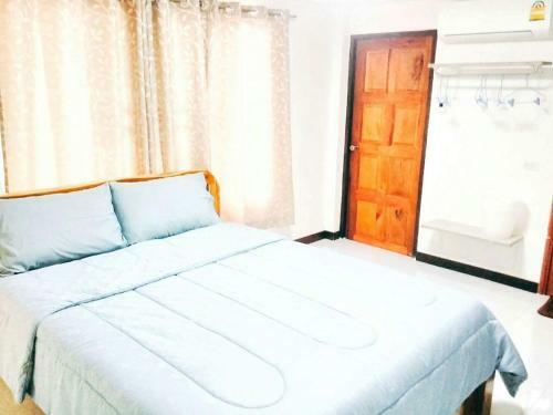 Hotel Baan Khaoneawdum