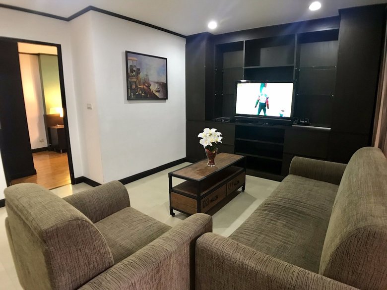 Apartamentos Twin Peaks Sukhumvit Suites