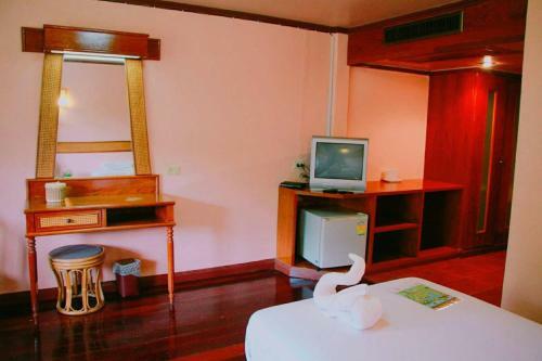 Hotel River Kwai Park & Resort