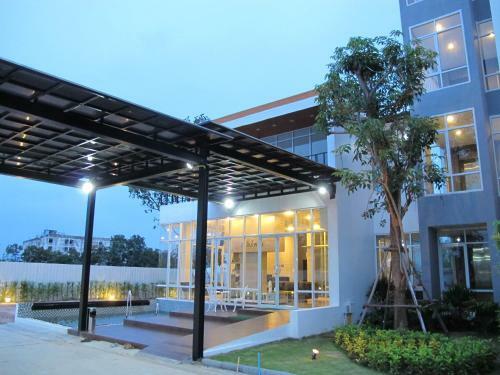 Hotel Plern Pailin Service Apartment