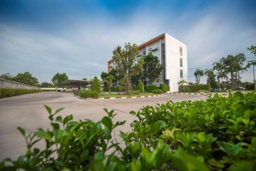 Hotel Plern Pailin Service Apartment