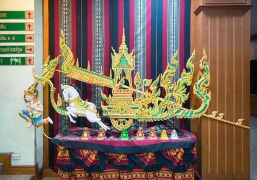 Jp Emerald Hotel