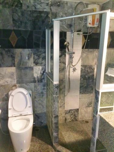 Hotel Rockgarden Beach Resort