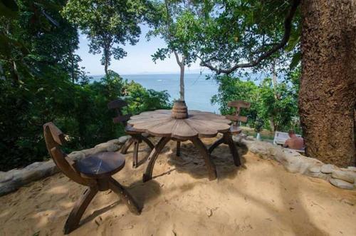 Hostal Rattana Bungalow Koh Chang