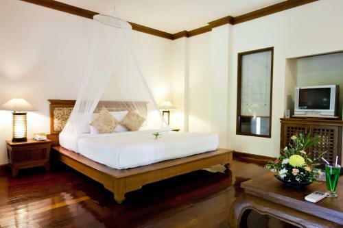 Hotel Sunrise Tropical Resort