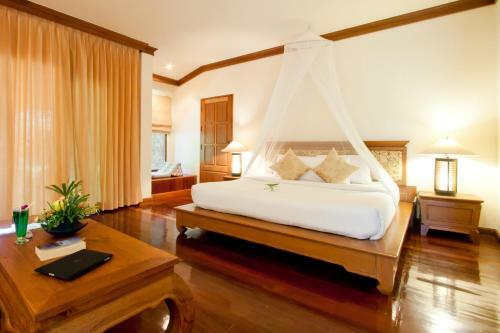 Hotel Sunrise Tropical Resort