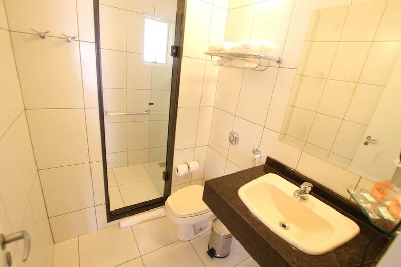 Hotel Confiance Batel