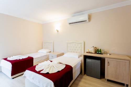 Hotel Palm Way Otel K���kkuyu