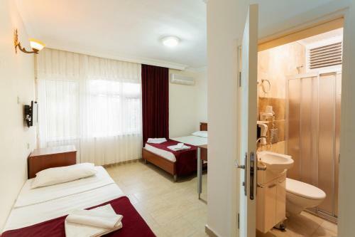 Hotel Palm Way Otel K���kkuyu