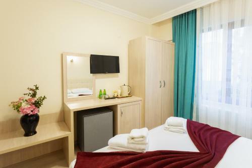 Hotel Palm Way Otel K���kkuyu