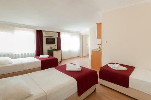 Hotel Palm Way Otel K���kkuyu