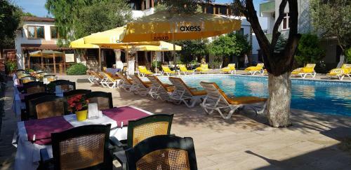 Hotel Palm Way Otel K���kkuyu