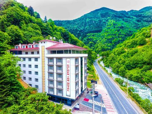 Golden Inn Hotel Uzung�l