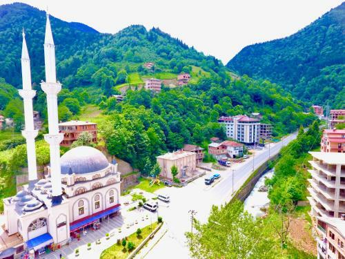 Golden Inn Hotel Uzung�l