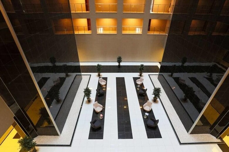 Apartamento �zay Suites