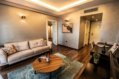 Heybeli Hotel