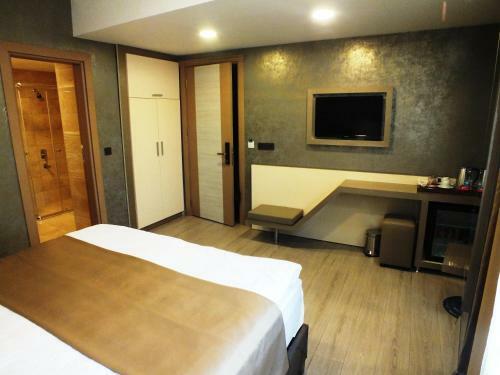 Hotel Colonia Park Otel