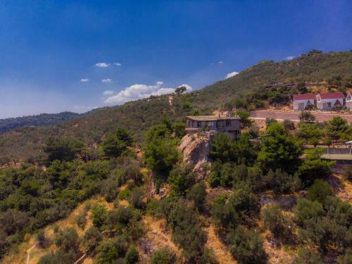 Hostal Assos Kartal Yuvasi Hotel