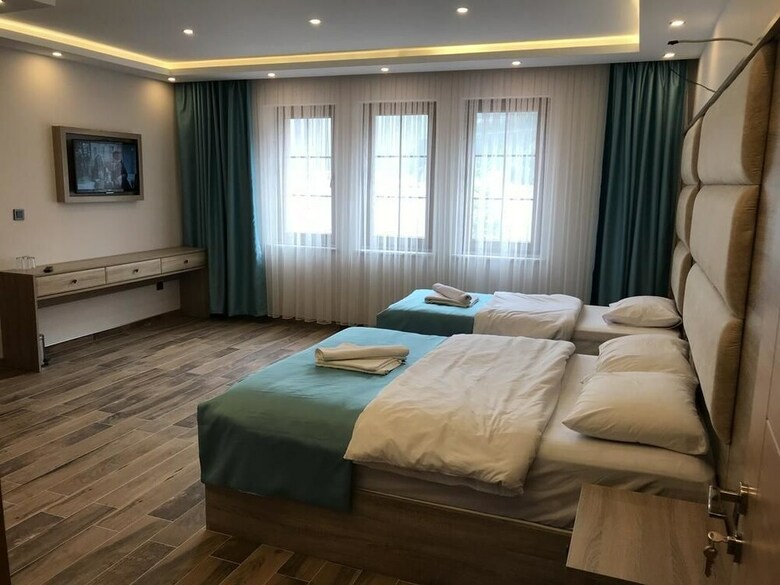 Danis Motel