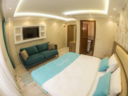 Elif Inan Hotel