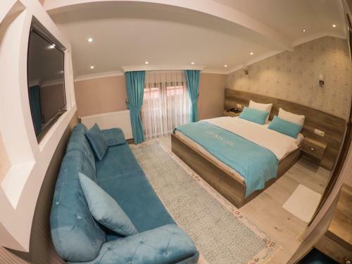 Elif Inan Hotel