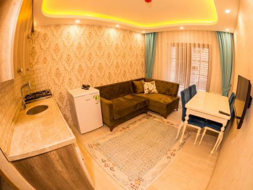 Elif Inan Hotel