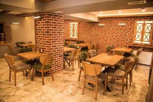 Elif Inan Hotel
