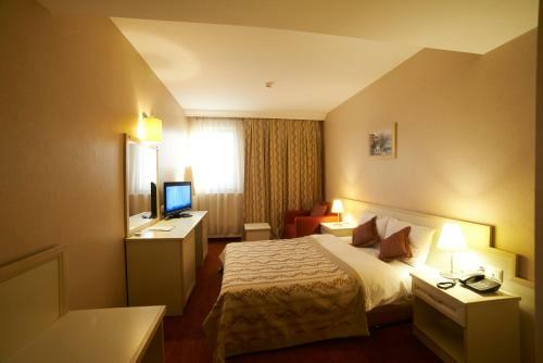 Cali Hotel
