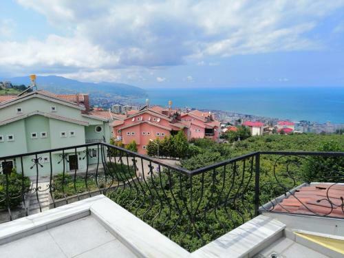 Triplex Yellow Villa For Families