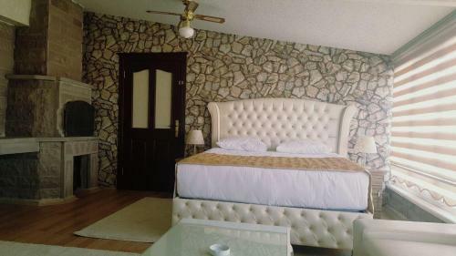 Hotel Zar?na But?k Otel