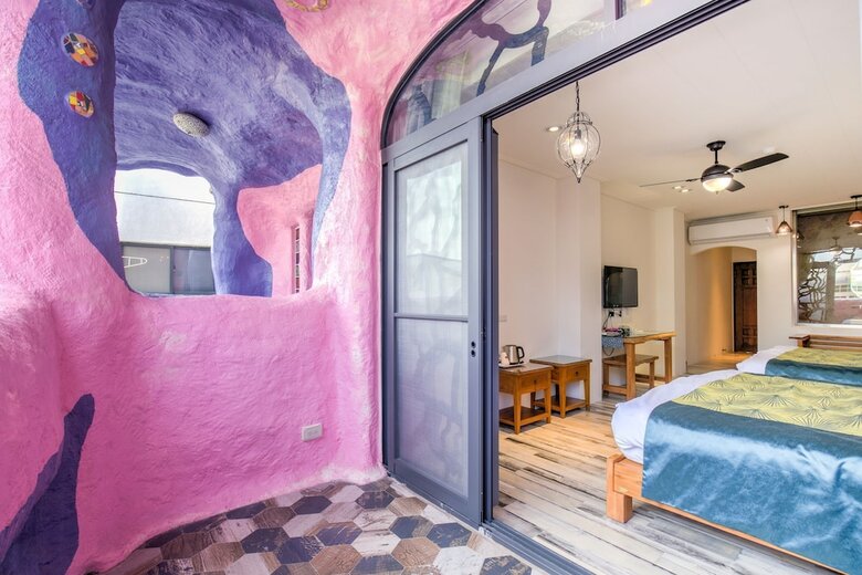 Bed & Breakfast Village Hostel