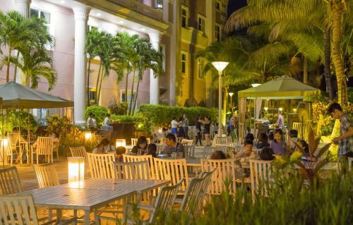 Hotel Le Beau Max Resort