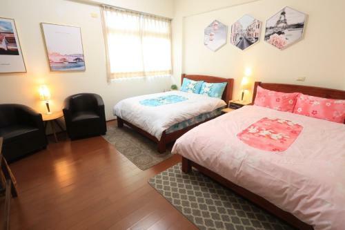Villa Downshifters House