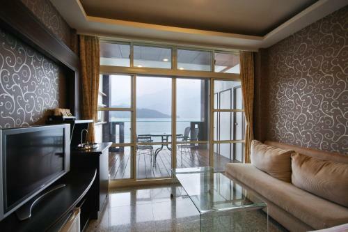 Sun Fog Hotel