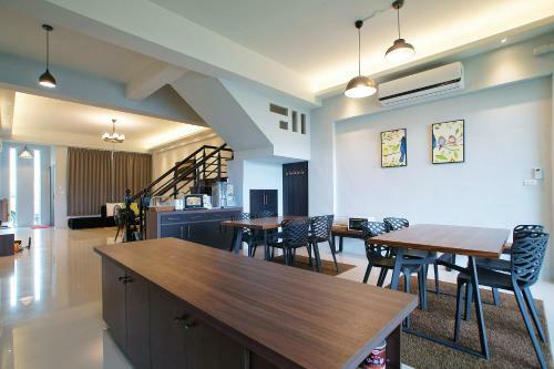 Knight Inn
