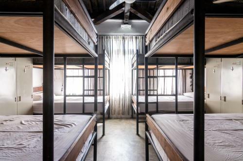 Pisces Youth Hostel