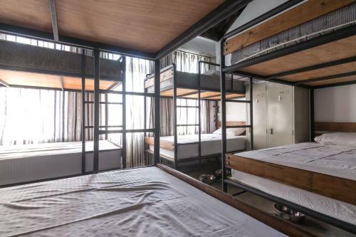 Pisces Youth Hostel