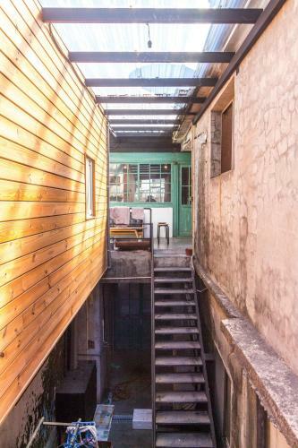 Pisces Youth Hostel