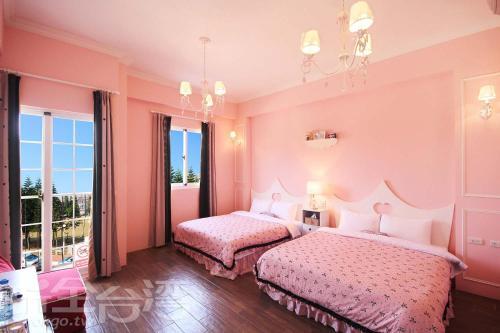 Full House - 2 B&B