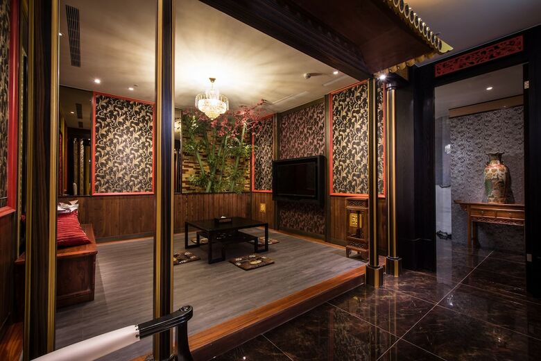 Forbidden City Motel