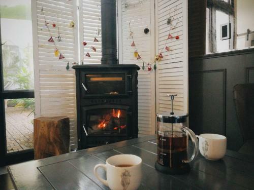 Bed & Breakfast Noir Home
