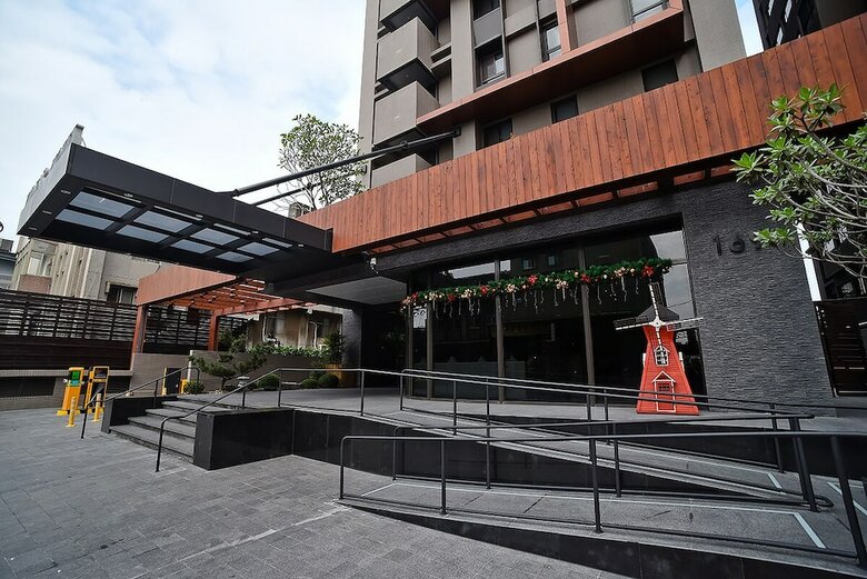 Yidear Hotel