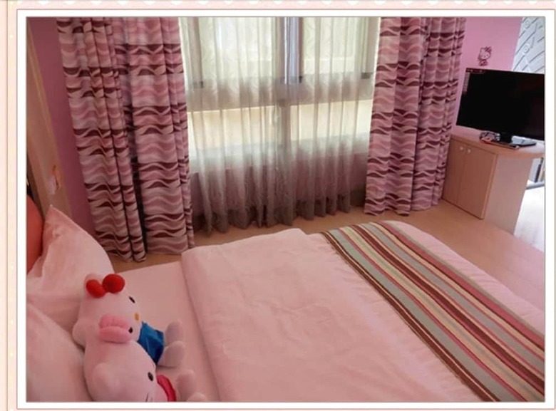 Bed & Breakfast Fifi House