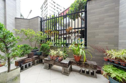 Pir2 House