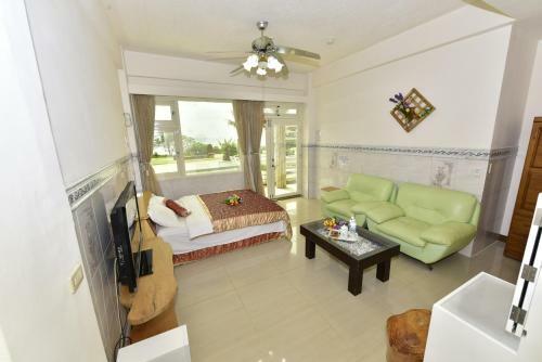 Ez Bay Homestay