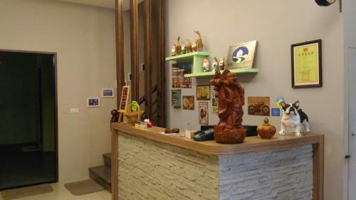 Xincheng Old Street B&B