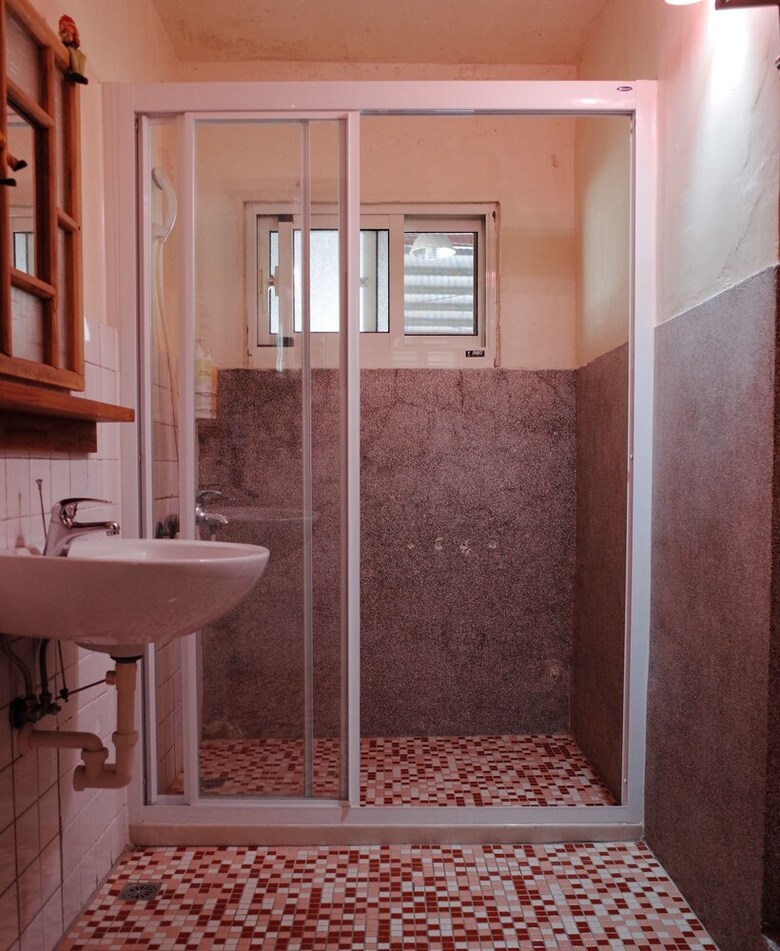 Neat Hostel