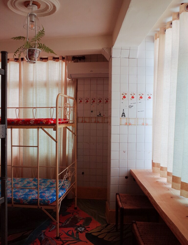 Neat Hostel