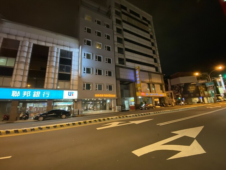 Hotel Brown - Zhongzheng
